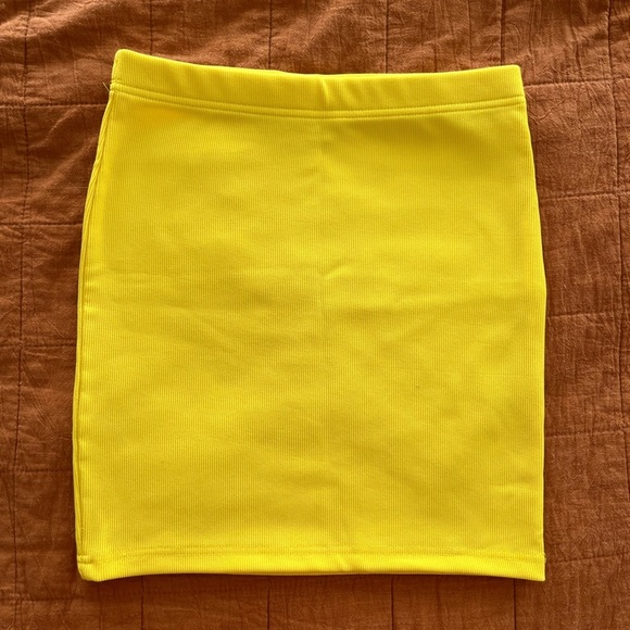 NWOT Forever 21 Bodycon Skirt - Picture 1 of 5
